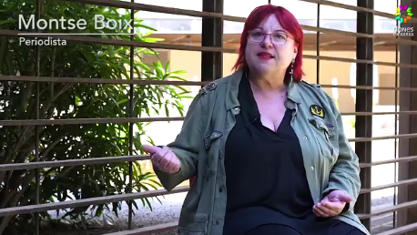 Montserrat Boix, in a frame of the video "Dones i Internet"