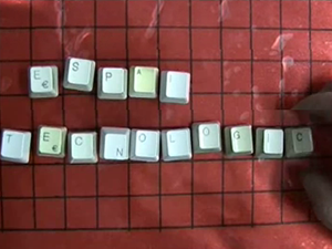 Construïm un Scrabble a l'Òmnia Casal dels Infants del Raval