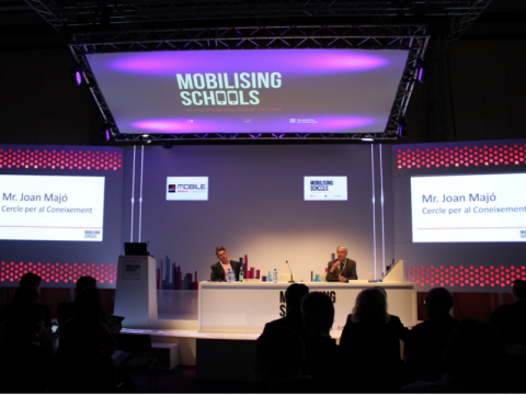 Mobilising schools: The M-learning challenge of Catalonia